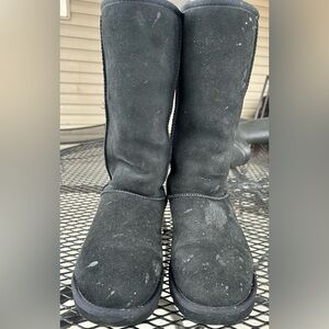 UGG Women's Classic Tall II boots size 8W